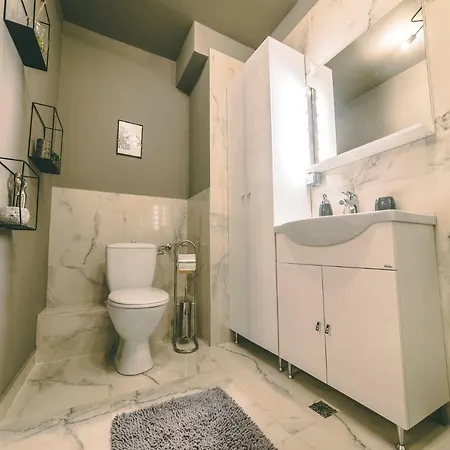50 Shades Of Apartment *